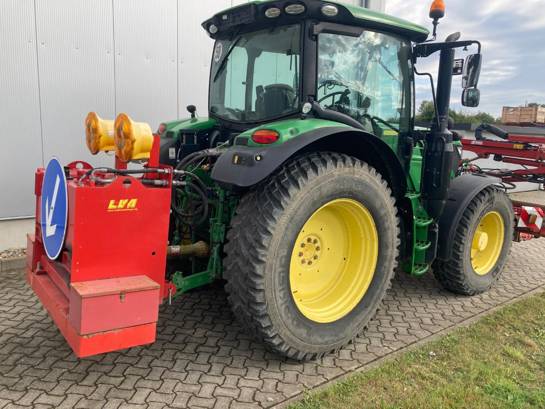 Lizing John Deere 6110R John Deere 6110R: slika 8