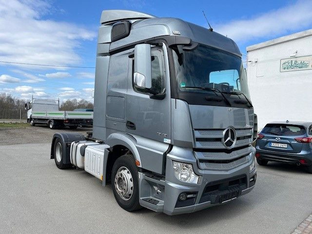 Mercedes-Benz Actros 4 MB 1943 SZM Gefahrgutvorbereitung - Tegljač: slika 1 Mercedes-Benz Actros 4 MB 1943 SZM Gefahrgutvorbereitung - Tegljač: slika 1