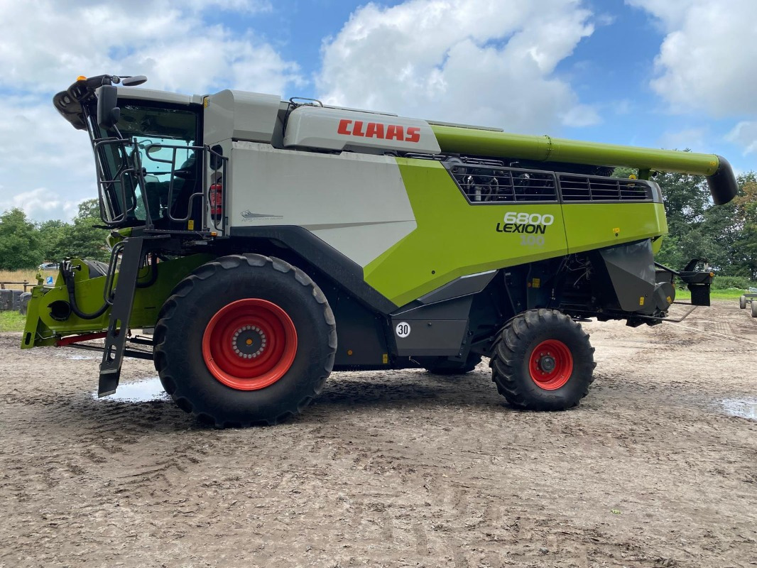 CLAAS Lexion 6800 mit Vario 930 Schneidwerk - Kombinovani kombajn: slika 2 CLAAS Lexion 6800 mit Vario 930 Schneidwerk - Kombinovani kombajn: slika 2