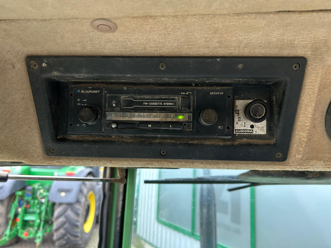 Fendt 305 LSA - Traktor: slika 3 Fendt 305 LSA - Traktor: slika 3