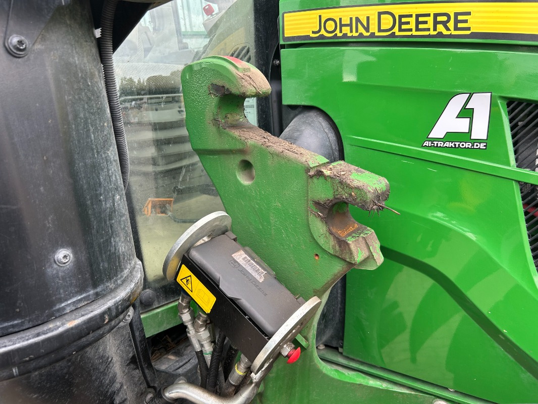 Traktor John Deere 6120M: slika 12