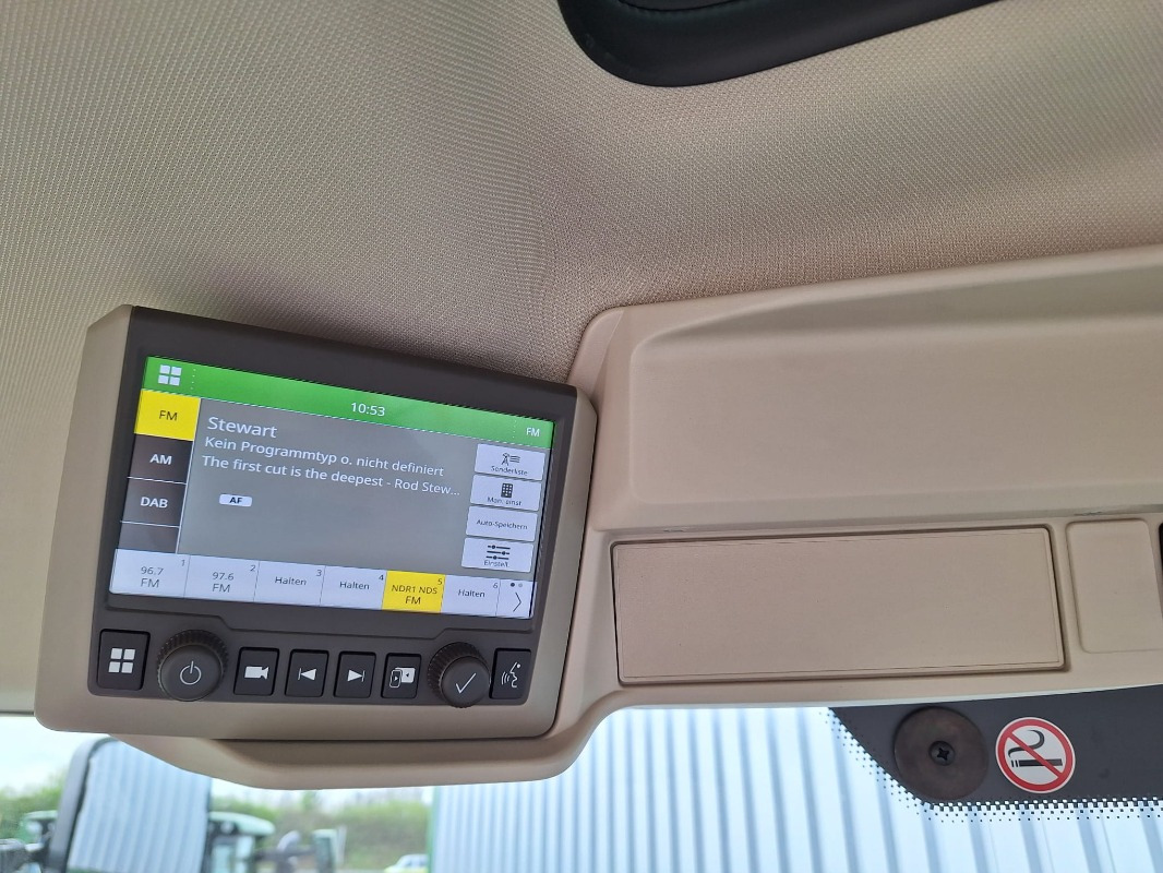 John Deere 6R 230 **MIETRÜCKLÄUFER** - Traktor: slika 3 John Deere 6R 230 **MIETRÜCKLÄUFER** - Traktor: slika 3