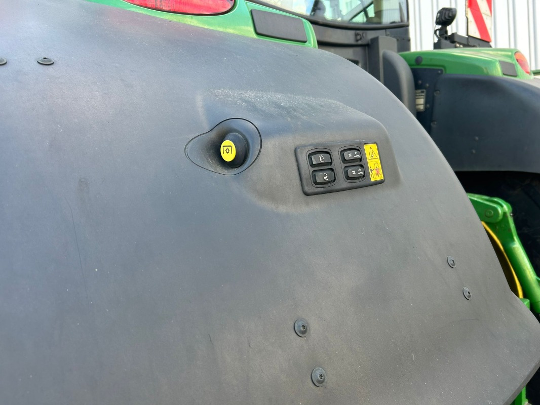 John Deere 6R 250 *MIETRÜCKLÄUFER* - Traktor: slika 2 John Deere 6R 250 *MIETRÜCKLÄUFER* - Traktor: slika 2