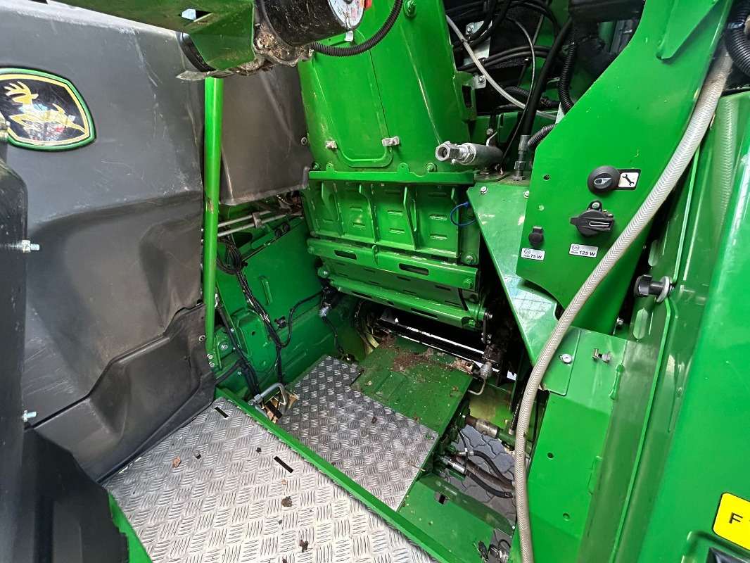 Kombajn John Deere 9700i: slika 12