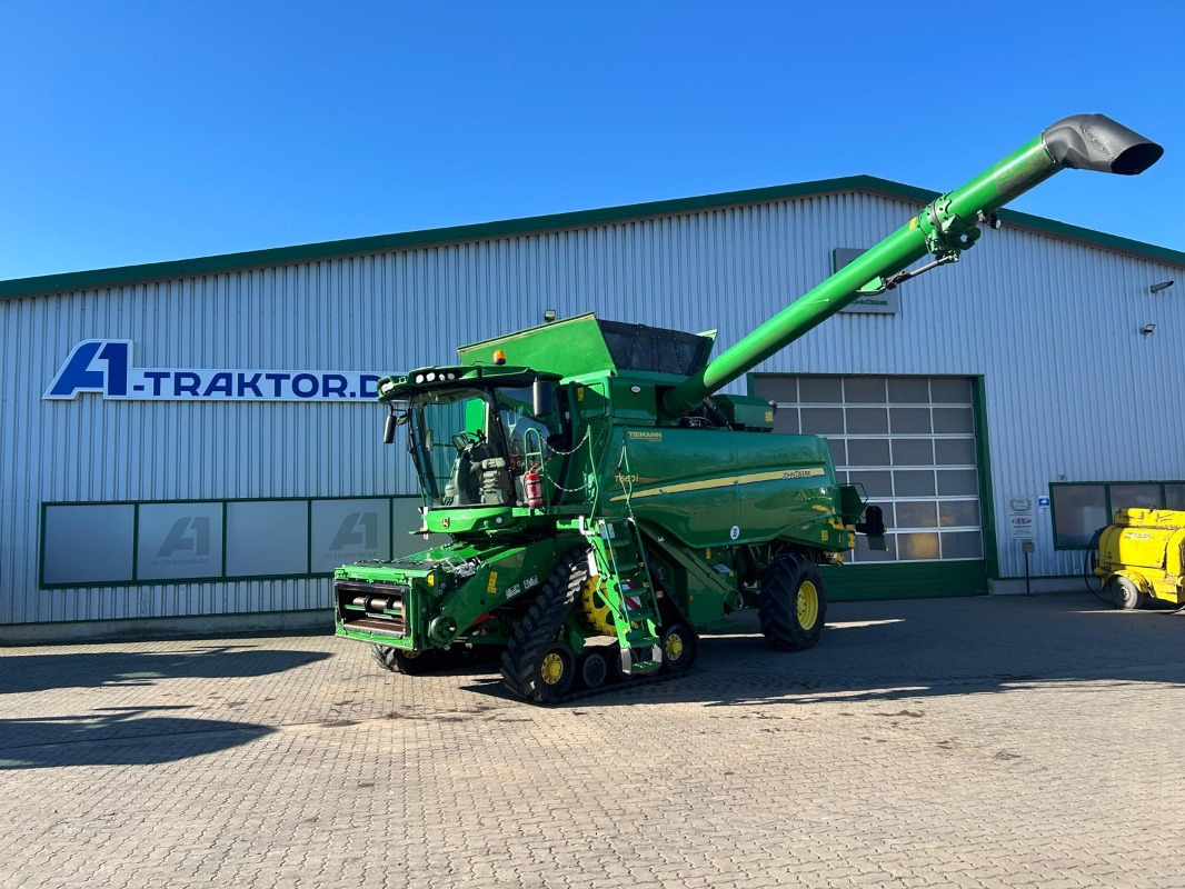 John Deere T660 - Kombinovani kombajn: slika 1 John Deere T660 - Kombinovani kombajn: slika 1