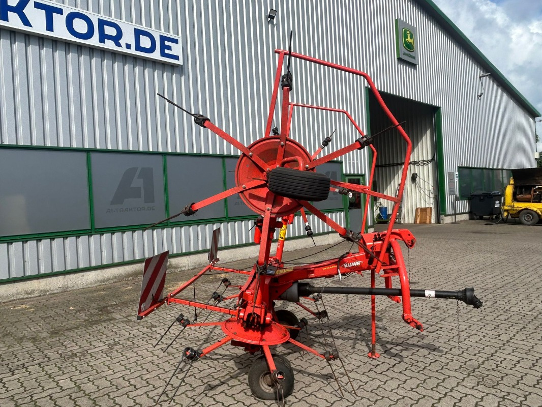 Kuhn GF 502 - Prevrtač/ Grabuljač: slika 3 Kuhn GF 502 - Prevrtač/ Grabuljač: slika 3