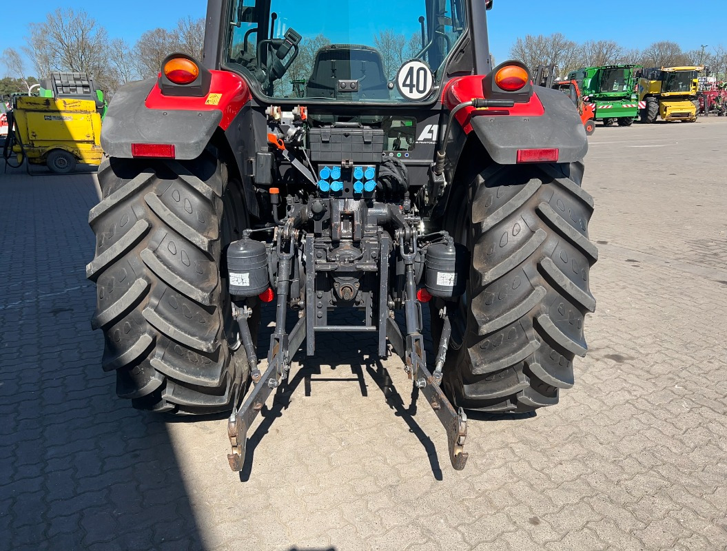 McCormick T 90 - Traktor: slika 2 McCormick T 90 - Traktor: slika 2