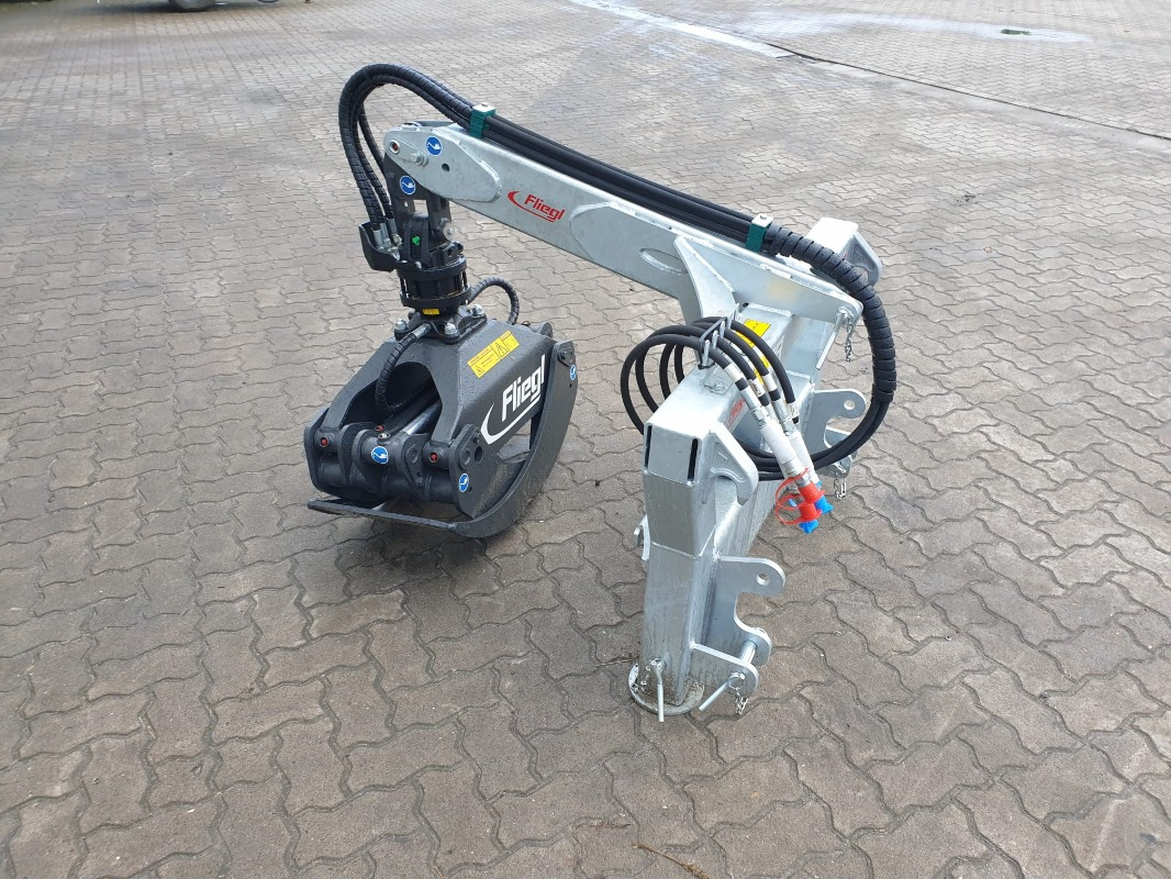 Fliegl RZ 185 COMBI PLUS - Šumarska oprema: slika 2 Fliegl RZ 185 COMBI PLUS - Šumarska oprema: slika 2