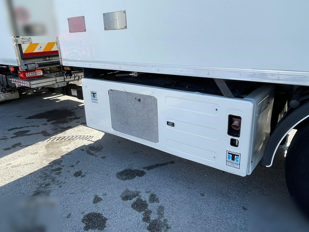 OMAR - Prikolica hladnjače: slika 3 OMAR - Prikolica hladnjače: slika 3