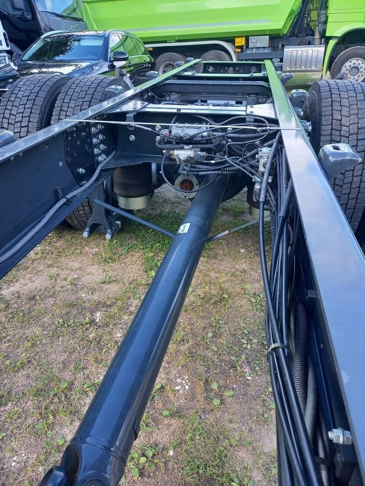 Kamion sa golom šasijom i zatvorenom kabinom Iveco Eurocargo ML180E/FP, NEW, NOT USED: slika 14 Kamion sa golom šasijom i zatvorenom kabinom Iveco Eurocargo ML180E/FP, NEW, NOT USED: slika 14