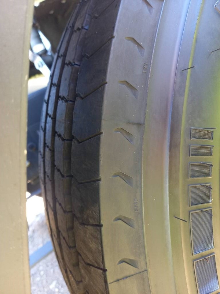 Kamion sa golom šasijom i zatvorenom kabinom Iveco Eurocargo ML180E/FP, NEW, NOT USED: slika 26 Kamion sa golom šasijom i zatvorenom kabinom Iveco Eurocargo ML180E/FP, NEW, NOT USED: slika 26