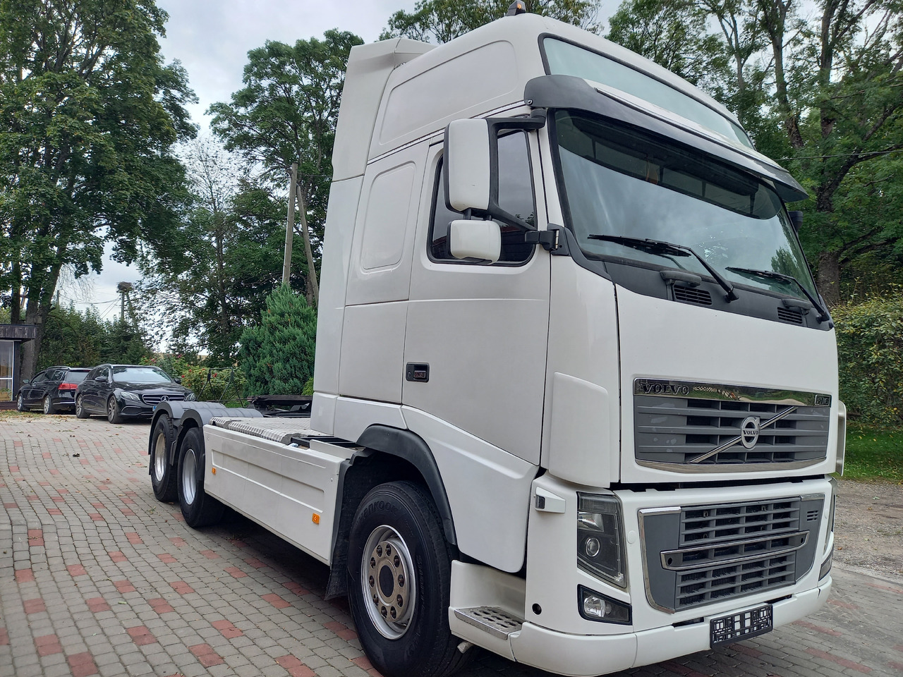 VOLVO FH 16, 6x4, 700, HÜDRAULIKA - Tegljač: slika 4 VOLVO FH 16, 6x4, 700, HÜDRAULIKA - Tegljač: slika 4