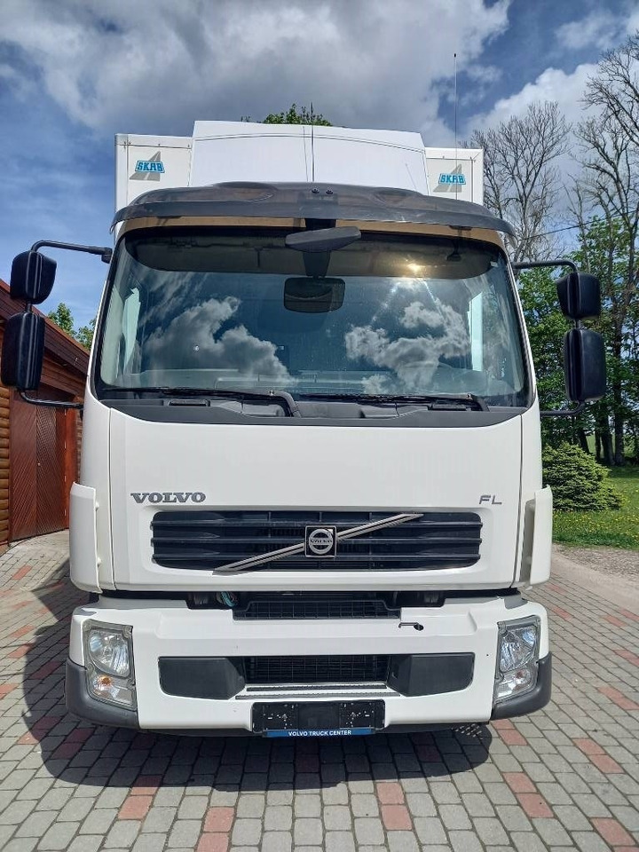Volvo FL 240, 4x2, SIDE-OPENING - Kamion sa zatvorenim sandukom: slika 3 Volvo FL 240, 4x2, SIDE-OPENING - Kamion sa zatvorenim sandukom: slika 3