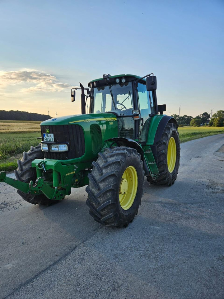 John Deere 6920 - Traktor: slika 1 John Deere 6920 - Traktor: slika 1