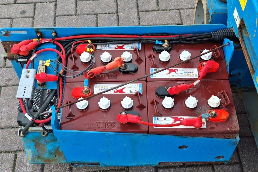 Genie GS1932 E-Drive Several In Stock, 8m Working Height - Lift u obliku makaza: slika 3 Genie GS1932 E-Drive Several In Stock, 8m Working Height - Lift u obliku makaza: slika 3