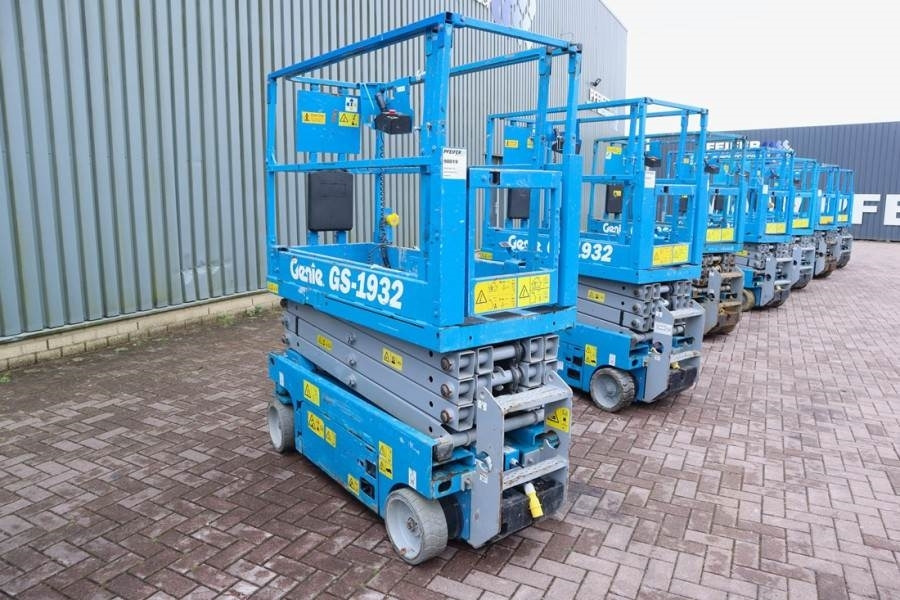 Genie GS1932 Electric, Working Height 7.8 m, 227kg Capac - Lift u obliku makaza: slika 1 Genie GS1932 Electric, Working Height 7.8 m, 227kg Capac - Lift u obliku makaza: slika 1