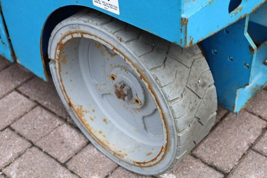 Lift u obliku makaza Genie GS2646 Electric, Working Height 9.80m, Capacity 45: slika 15