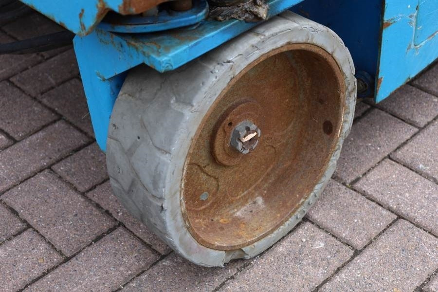 Lift u obliku makaza Genie GS2646 Electric, Working Height 9.80m, Capacity 45: slika 12