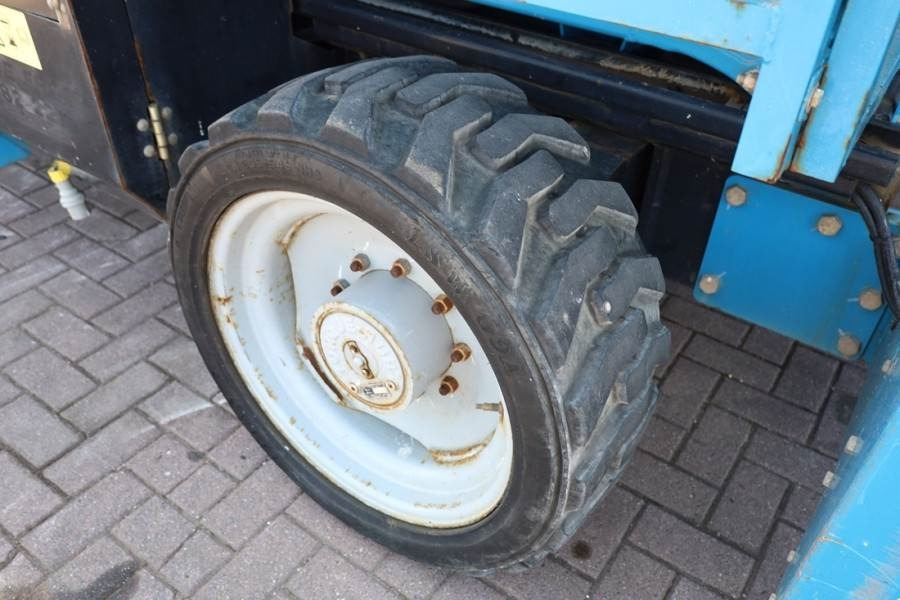 Lift u obliku makaza Genie GS5390 Diesel, 4x4 Drive, 18.15m Working Height, 6: slika 12 Lift u obliku makaza Genie GS5390 Diesel, 4x4 Drive, 18.15m Working Height, 6: slika 12