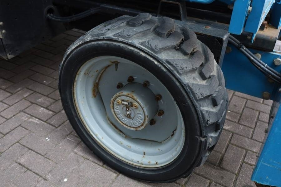 Lift u obliku makaza Genie GS5390 Diesel, 4x4 Drive, 18.15m Working Height, 6: slika 14 Lift u obliku makaza Genie GS5390 Diesel, 4x4 Drive, 18.15m Working Height, 6: slika 14