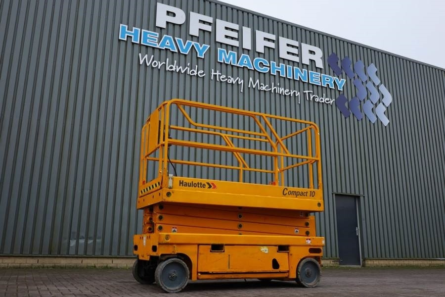 Haulotte Compact 10 Electric, 10m Working Height, 450kg Cap - Lift u obliku makaza: slika 1 Haulotte Compact 10 Electric, 10m Working Height, 450kg Cap - Lift u obliku makaza: slika 1