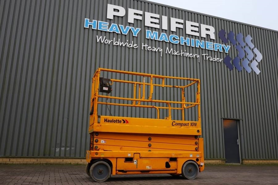 Haulotte Compact 10N As-Is, Electric, 10m Working Height, 2 - Lift u obliku makaza: slika 1 Haulotte Compact 10N As-Is, Electric, 10m Working Height, 2 - Lift u obliku makaza: slika 1