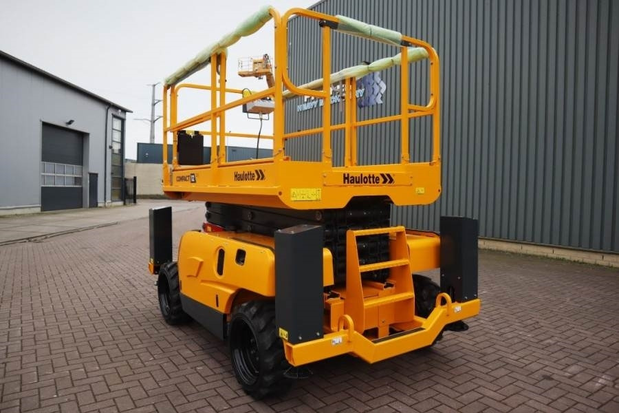 Haulotte Compact 12DX Valid Inspection, *Guarantee! Diesel, - Lift u obliku makaza: slika 4 Haulotte Compact 12DX Valid Inspection, *Guarantee! Diesel, - Lift u obliku makaza: slika 4