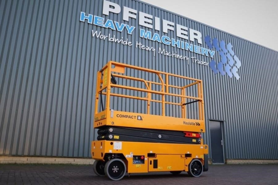 Haulotte Compact 8N Valid inspection, *Guarantee! 8m Workin - Lift u obliku makaza: slika 1 Haulotte Compact 8N Valid inspection, *Guarantee! 8m Workin - Lift u obliku makaza: slika 1