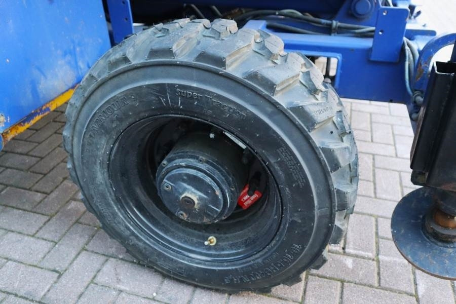 Haulotte H15SX New Tyres, Diesel, 4x4 Drive, 15 Working Hei - Lift u obliku makaza: slika 4 Haulotte H15SX New Tyres, Diesel, 4x4 Drive, 15 Working Hei - Lift u obliku makaza: slika 4
