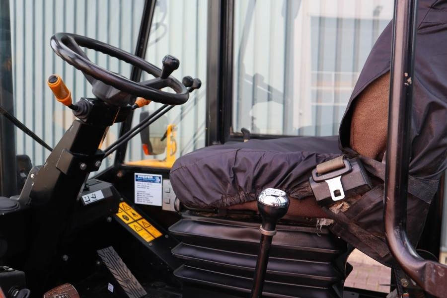 JCB 926 Diesel, 4x4 Drive, Triplex mast, 5500mm Liftin  - Terenski viljuškar: slika 3 JCB 926 Diesel, 4x4 Drive, Triplex mast, 5500mm Liftin  - Terenski viljuškar: slika 3