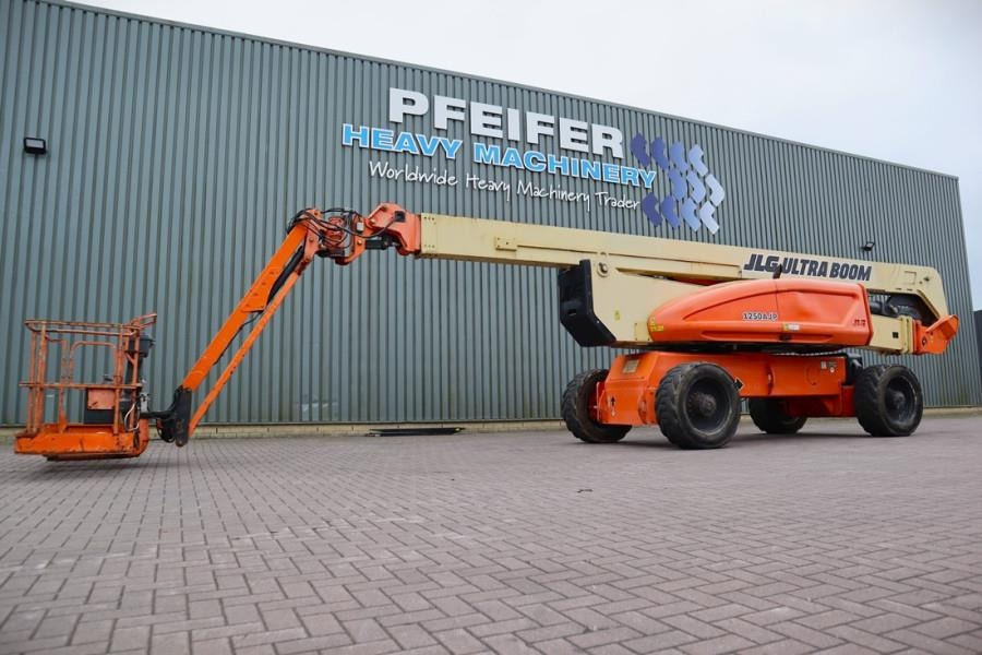 JLG 1250AJP Diesel, 4x4x4 Drive, 40.1m Working Height, - Zglobna platforma: slika 1 JLG 1250AJP Diesel, 4x4x4 Drive, 40.1m Working Height, - Zglobna platforma: slika 1
