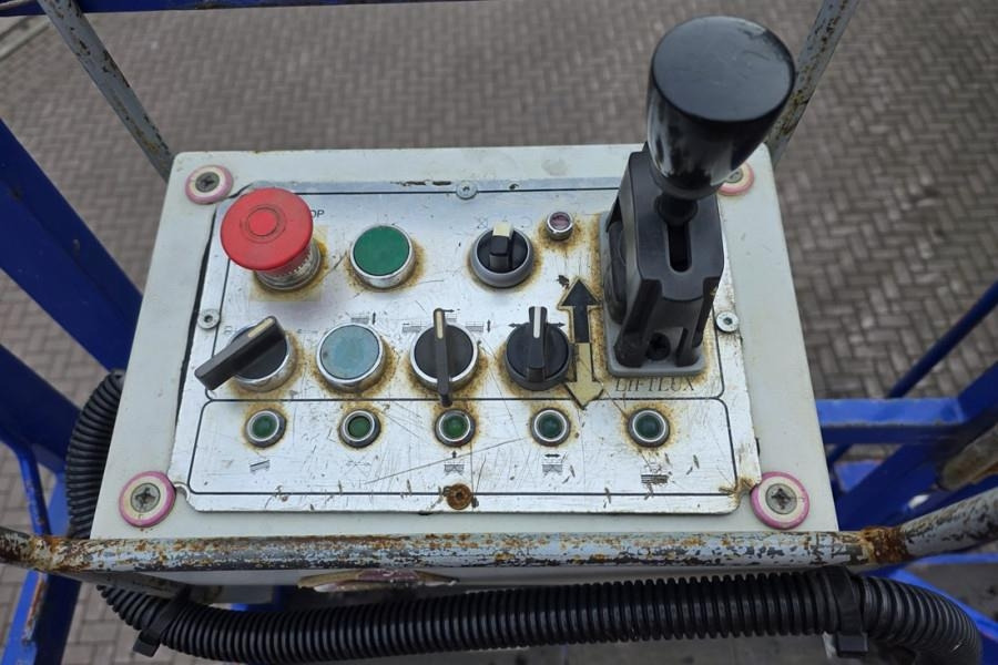 JLG 210-25 Diesel, 4x4 Drive, 23m Working Height, 1000 - Lift u obliku makaza: slika 5 JLG 210-25 Diesel, 4x4 Drive, 23m Working Height, 1000 - Lift u obliku makaza: slika 5