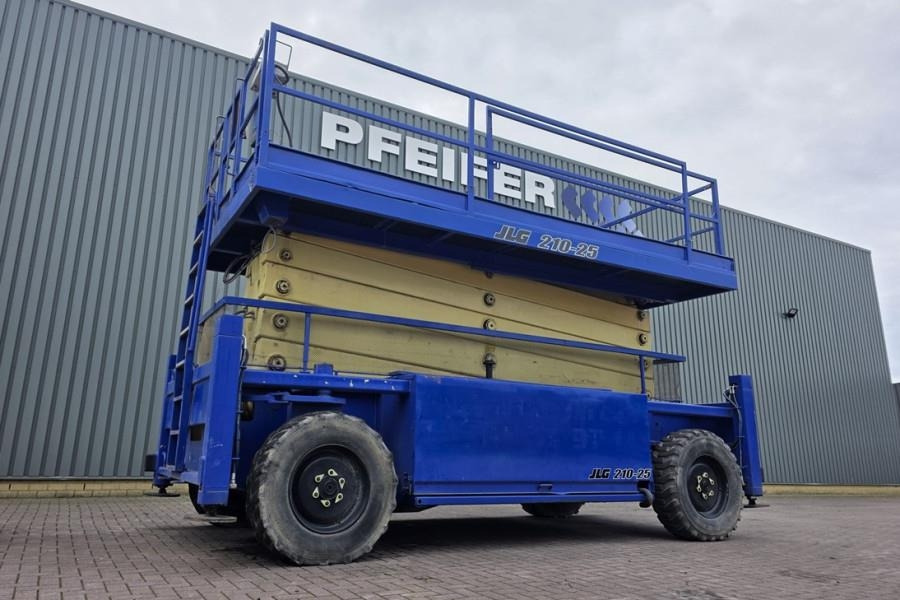 JLG 210-25 Diesel, 4x4 Drive, 23m Working Height, 1000 - Lift u obliku makaza: slika 1 JLG 210-25 Diesel, 4x4 Drive, 23m Working Height, 1000 - Lift u obliku makaza: slika 1