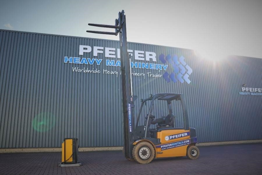Jungheinrich EFG535 Electric, Lifting Height 4700mm, Freelift 1 - Dizel viljuškar: slika 3 Jungheinrich EFG535 Electric, Lifting Height 4700mm, Freelift 1 - Dizel viljuškar: slika 3