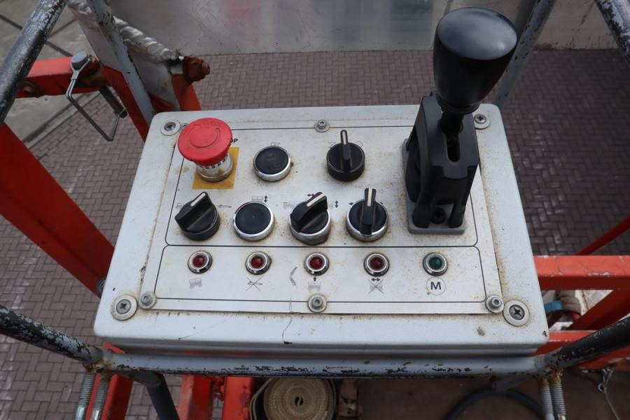 Liftlux SL320-30DS Diesel, 4x4 Drive, 34m Working Height, - Lift u obliku makaza: slika 4 Liftlux SL320-30DS Diesel, 4x4 Drive, 34m Working Height, - Lift u obliku makaza: slika 4