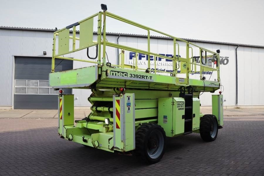 MEC 3392RT-T Diesel, 4x4 Drive, 12m Working Height, 12 - Lift u obliku makaza: slika 2 MEC 3392RT-T Diesel, 4x4 Drive, 12m Working Height, 12 - Lift u obliku makaza: slika 2