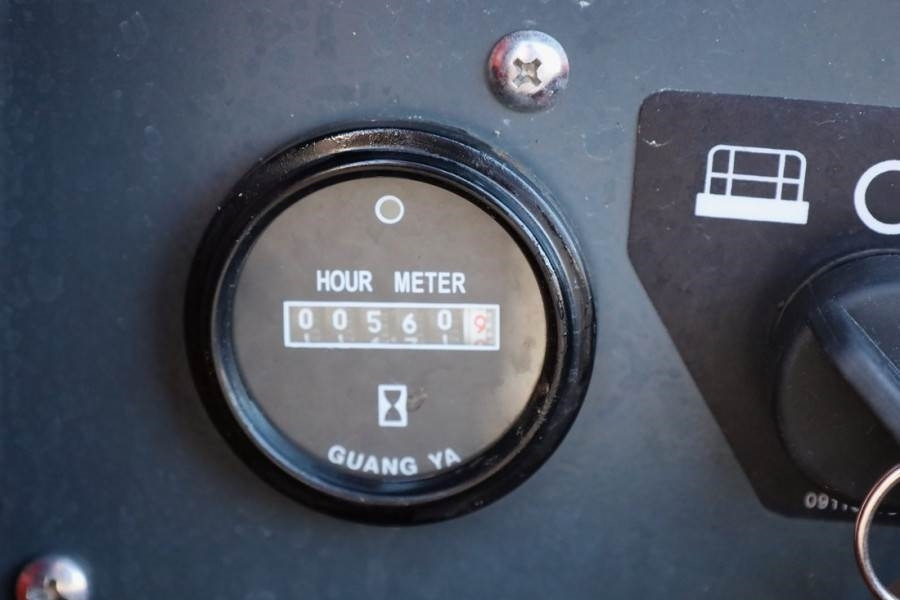 Lift u obliku makaza Magni DS1218RT Valid inspection, Diesel, 4x4 Drive, 12m: slika 6 Lift u obliku makaza Magni DS1218RT Valid inspection, Diesel, 4x4 Drive, 12m: slika 6