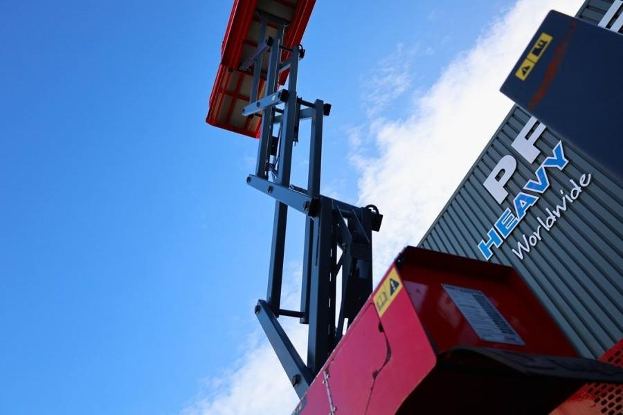 Lift u obliku makaza Magni DS1218RT Valid inspection, Diesel, 4x4 Drive, 12m: slika 10 Lift u obliku makaza Magni DS1218RT Valid inspection, Diesel, 4x4 Drive, 12m: slika 10