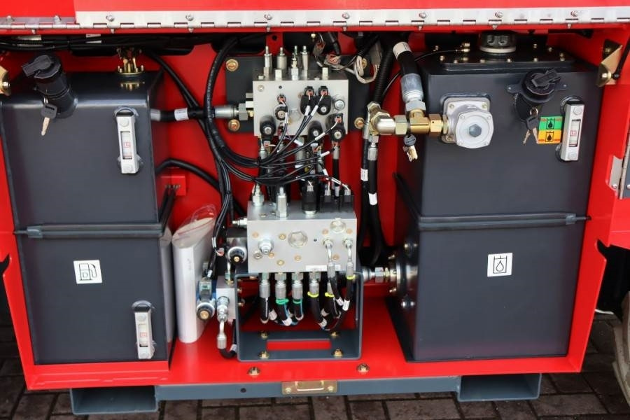 Lift u obliku makaza Magni DS1418RT New And Available Directly From Stock, Di: slika 13 Lift u obliku makaza Magni DS1418RT New And Available Directly From Stock, Di: slika 13