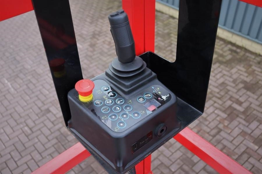 Magni DS1523RT New And Available Directly From Stock, Di - Lift u obliku makaza: slika 4 Magni DS1523RT New And Available Directly From Stock, Di - Lift u obliku makaza: slika 4