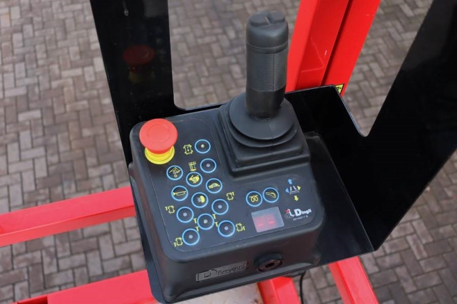 Magni DS1823RT New And Available Directly From Stock, Di - Lift u obliku makaza: slika 4 Magni DS1823RT New And Available Directly From Stock, Di - Lift u obliku makaza: slika 4