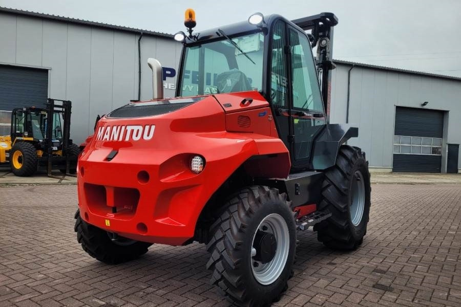 Manitou M30-4 Valid inspection, *Guarantee, Diesel, 4x4 Dr - Terenski viljuškar: slika 2 Manitou M30-4 Valid inspection, *Guarantee, Diesel, 4x4 Dr - Terenski viljuškar: slika 2