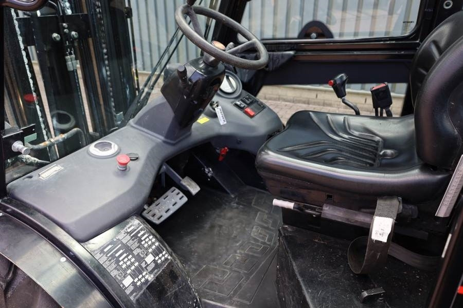 Manitou MC30-4 Valid Inspection, *Guarantee, Diesel, 4x4 D  - Terenski viljuškar: slika 4 Manitou MC30-4 Valid Inspection, *Guarantee, Diesel, 4x4 D  - Terenski viljuškar: slika 4