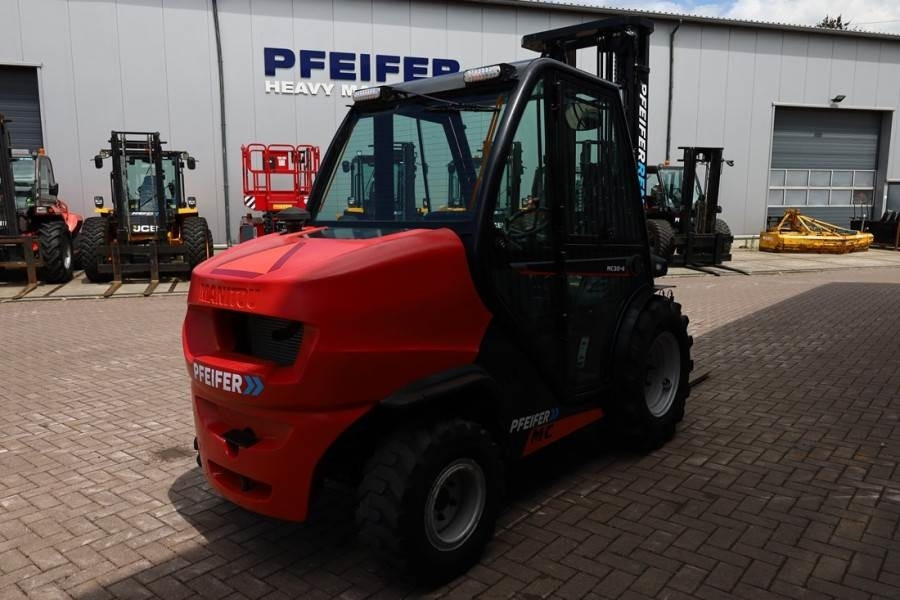 Manitou MC30-4 Valid Inspection, *Guarantee, Diesel, 4x4 D  - Terenski viljuškar: slika 2 Manitou MC30-4 Valid Inspection, *Guarantee, Diesel, 4x4 D  - Terenski viljuškar: slika 2