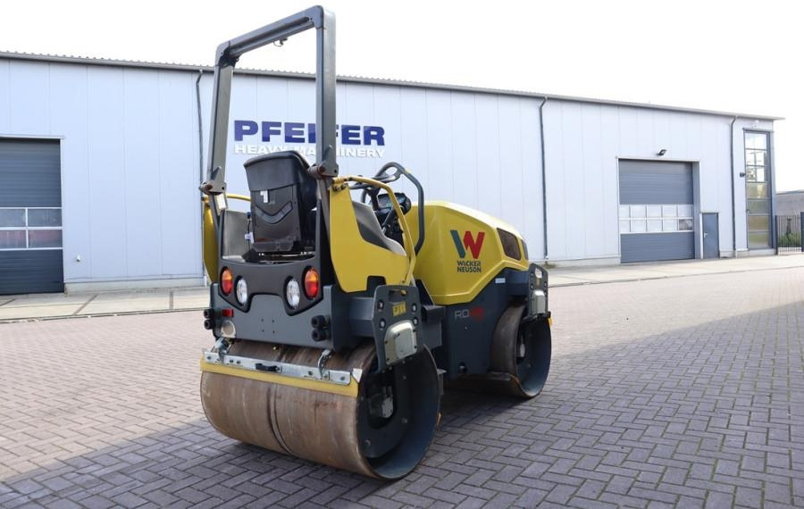 Wacker Neuson RD28-120 Diesel, Front And Rear Vibrating Smooth D - Valjak za puteve: slika 2 Wacker Neuson RD28-120 Diesel, Front And Rear Vibrating Smooth D - Valjak za puteve: slika 2