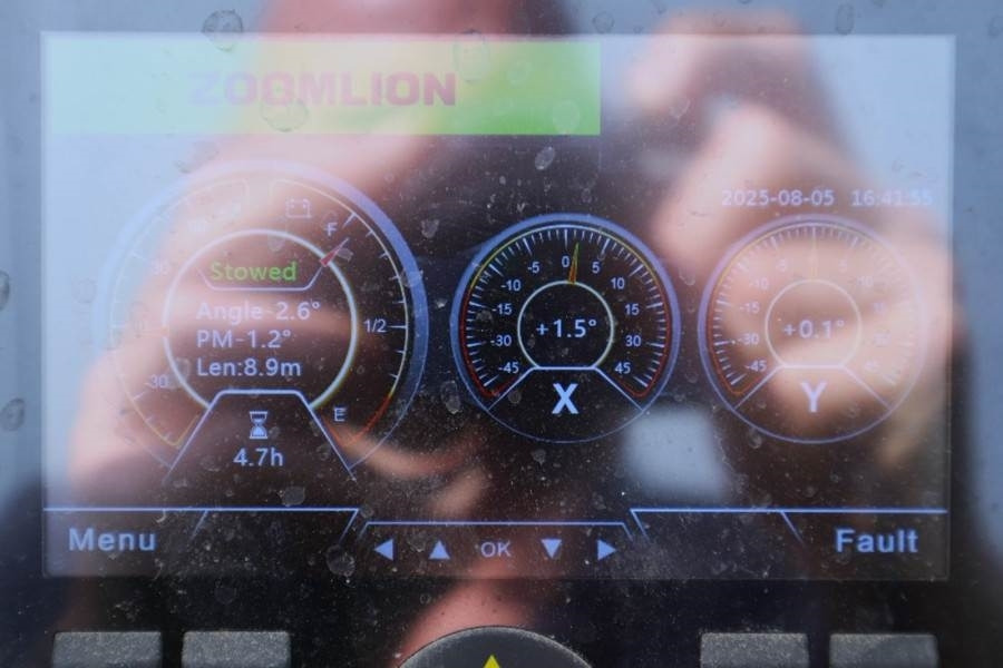 Zoomlion ZT26JE Fully Electric Lithium-Powered, 4x4 Rough T  - Teleskopska platforma: slika 5 Zoomlion ZT26JE Fully Electric Lithium-Powered, 4x4 Rough T  - Teleskopska platforma: slika 5