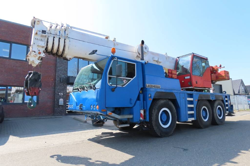 Liebherr LTM 1055-1 - Autokran za sve terene: slika 1 Liebherr LTM 1055-1 - Autokran za sve terene: slika 1