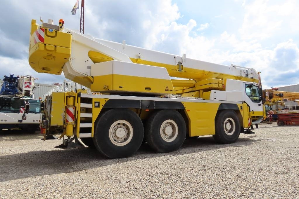 Liebherr LTM 1055-3.2  - Autokran za sve terene: slika 3 Liebherr LTM 1055-3.2  - Autokran za sve terene: slika 3