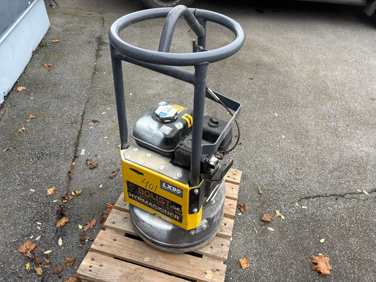 Dynapac LX90 - Vibraciona ploča: slika 1 Dynapac LX90 - Vibraciona ploča: slika 1