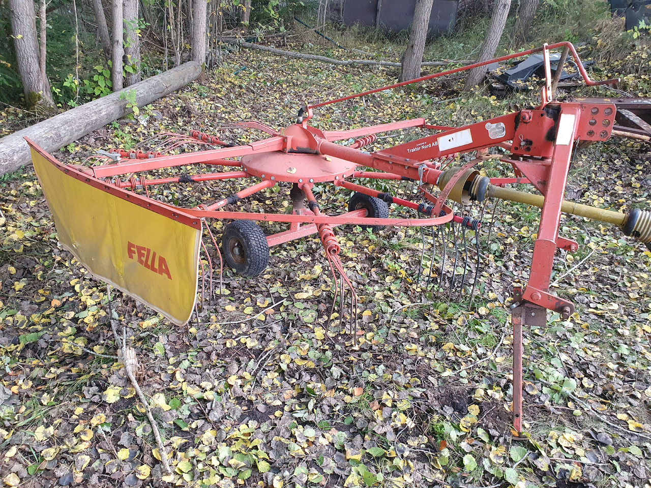 Fella TS330 - Prevrtač/ Grabuljač: slika 1 Fella TS330 - Prevrtač/ Grabuljač: slika 1